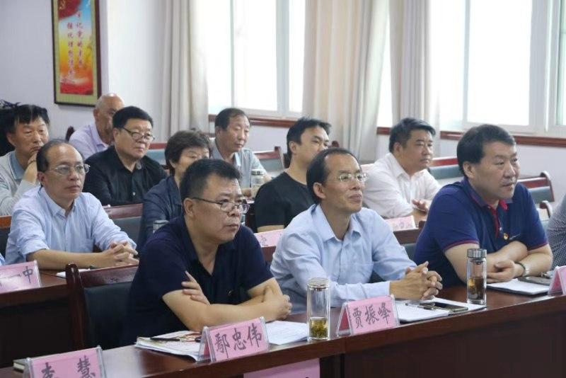 教育局最新规定与小巷特色小店探索之旅